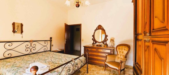 3 Schlafzimmer Wohnung in Castiglion Fibocchi, Italy, Nr. 338200 14