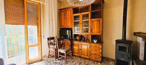 3 Schlafzimmer Wohnung in Castiglion Fibocchi, Italy, Nr. 338200 2