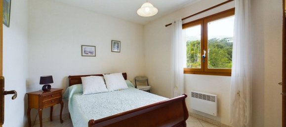 4 bedrooms Villa in Borgo, France No. 232706 10