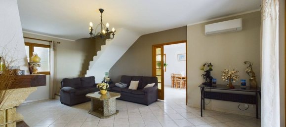 4 bedrooms Villa in Borgo, France No. 232706 3