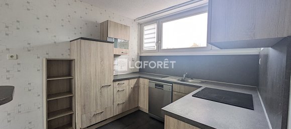 Casa de 4 dormitorios en Saint-Avold, France No. 53727 5