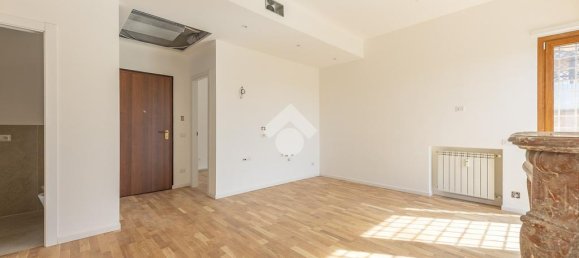 Penthouse T2 em Rome, Italy N.º 381013 10