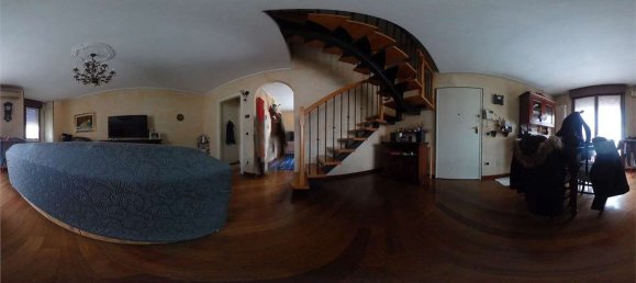 4 bedrooms Apartment in Reggio Emilia, Italy No. 374531 7