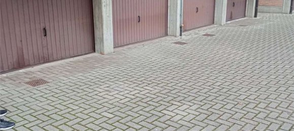 4 bedrooms Apartment in Reggio Emilia, Italy No. 374531 3