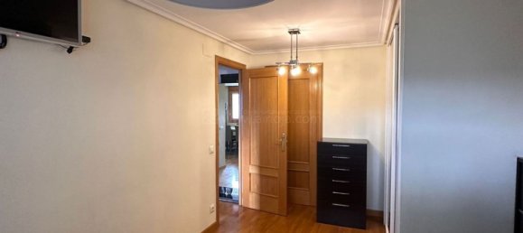 3 bedrooms Apartment in Logrono, Spain No. 170698 8