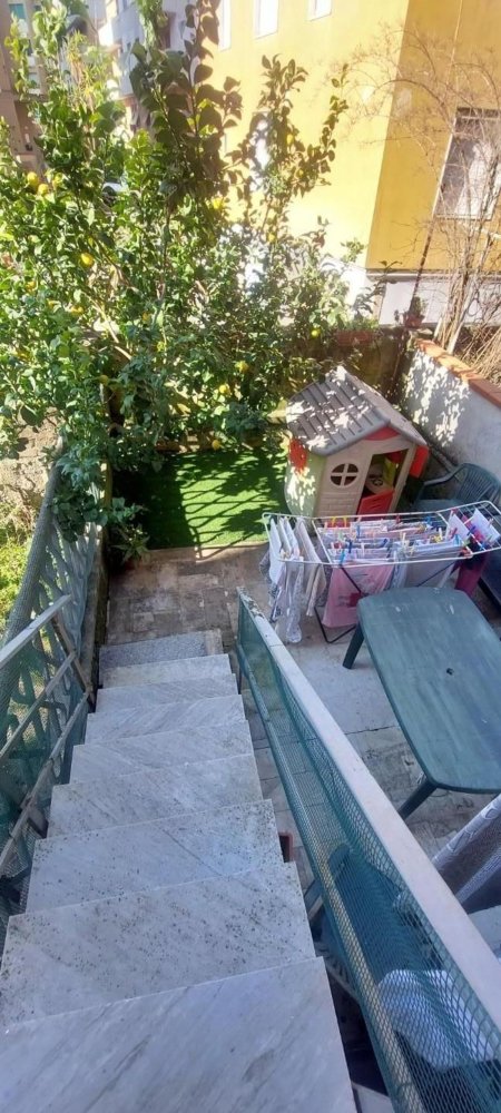 4 rooms Apartment in Carrara, Italy No. 49533