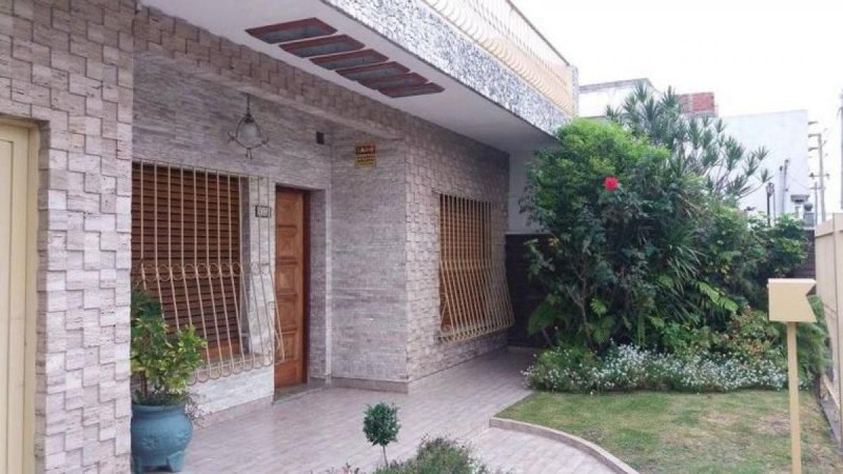 2 bedrooms House in Bermudez, Argentina No. 8940