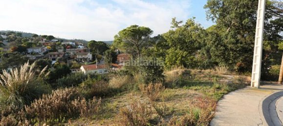 817m² Land in Barcelona, Spain No. 144010 3
