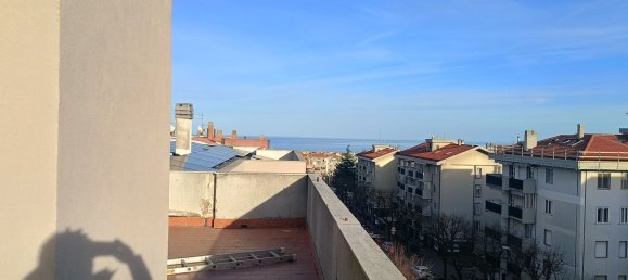 5 rooms Penthouse in Vasto, Italy No. 30598 7