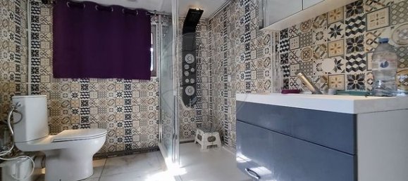 5 bedrooms House in Argenteuil, France No. 306664 8