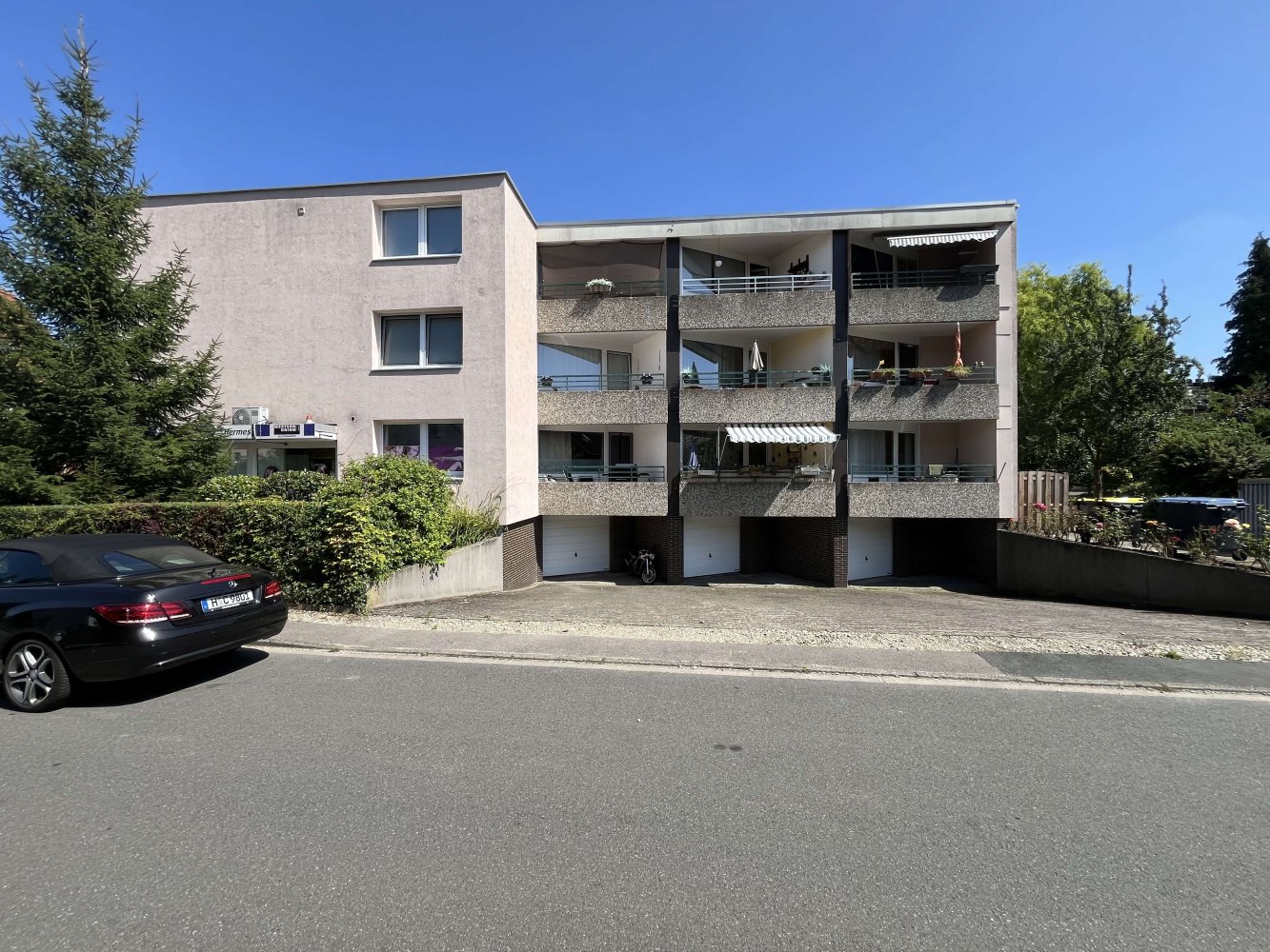 14 bedrooms Building in Hanover, Germany No. 273389