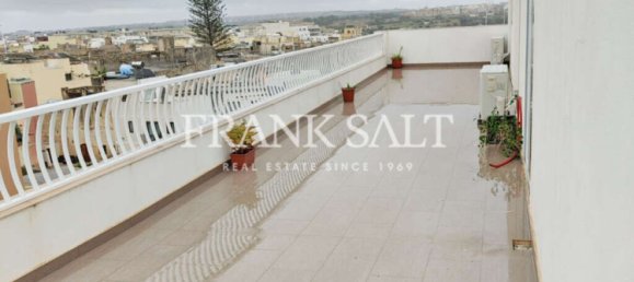 Office in Zebbug, Malta No. 12827 6