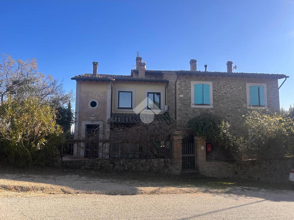 2 bedrooms Apartment in Bettona, Italy No. 49625