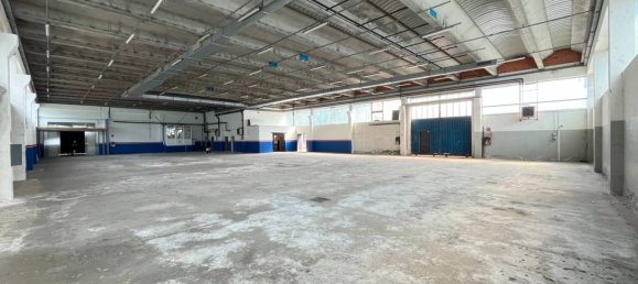 3غرفة مستودع في Collebeato, Italy رقم 285510 2