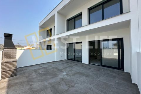 3 bedrooms House in Lourinha, Portugal No. 310149