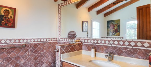 Вилла с 5 спальнями в Бенахавис, Испания № 2446 9