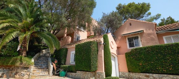 Вилла с 5 спальнями в Бенахавис, Испания № 2446 2