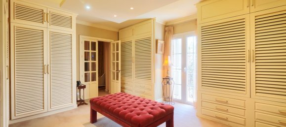 Вилла с 5 спальнями в Бенахавис, Испания № 2446 10