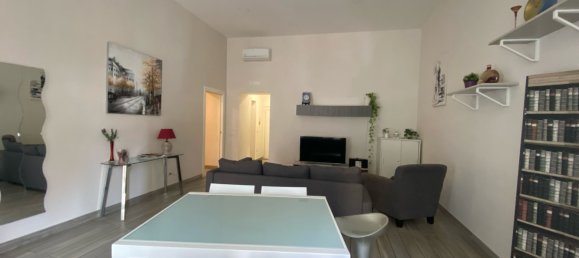 Квартира с 3 спальнями в Неаполь, Италия № 64096 21