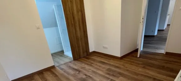 2 bedrooms Apartment in Orleans, France No. 321890 3