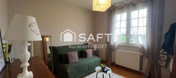 3 bedrooms House in Le Poinconnet, France No. 51792 9