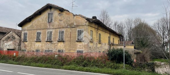 Дом с 6 комнатами в Кадельбоско ди Сопра, Италия № 14885 3