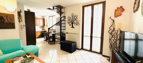 4 rooms Apartment in Canegrate, Italy No. 129089 4