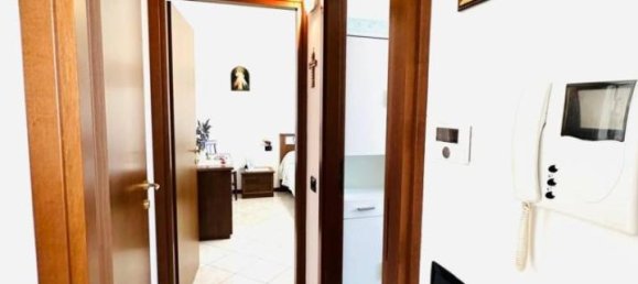 4 rooms Apartment in Canegrate, Italy No. 129089 9