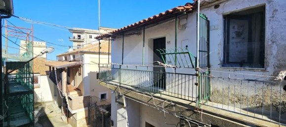 2 rooms House in Pizzo, Italy No. 161953 2