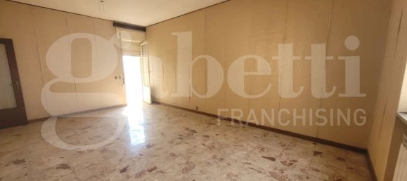 4-salle Appartement à Syracuse, Italy No. 242760 7