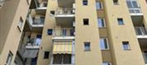 2 rooms Apartment in Turin, Italy No. 50561 2