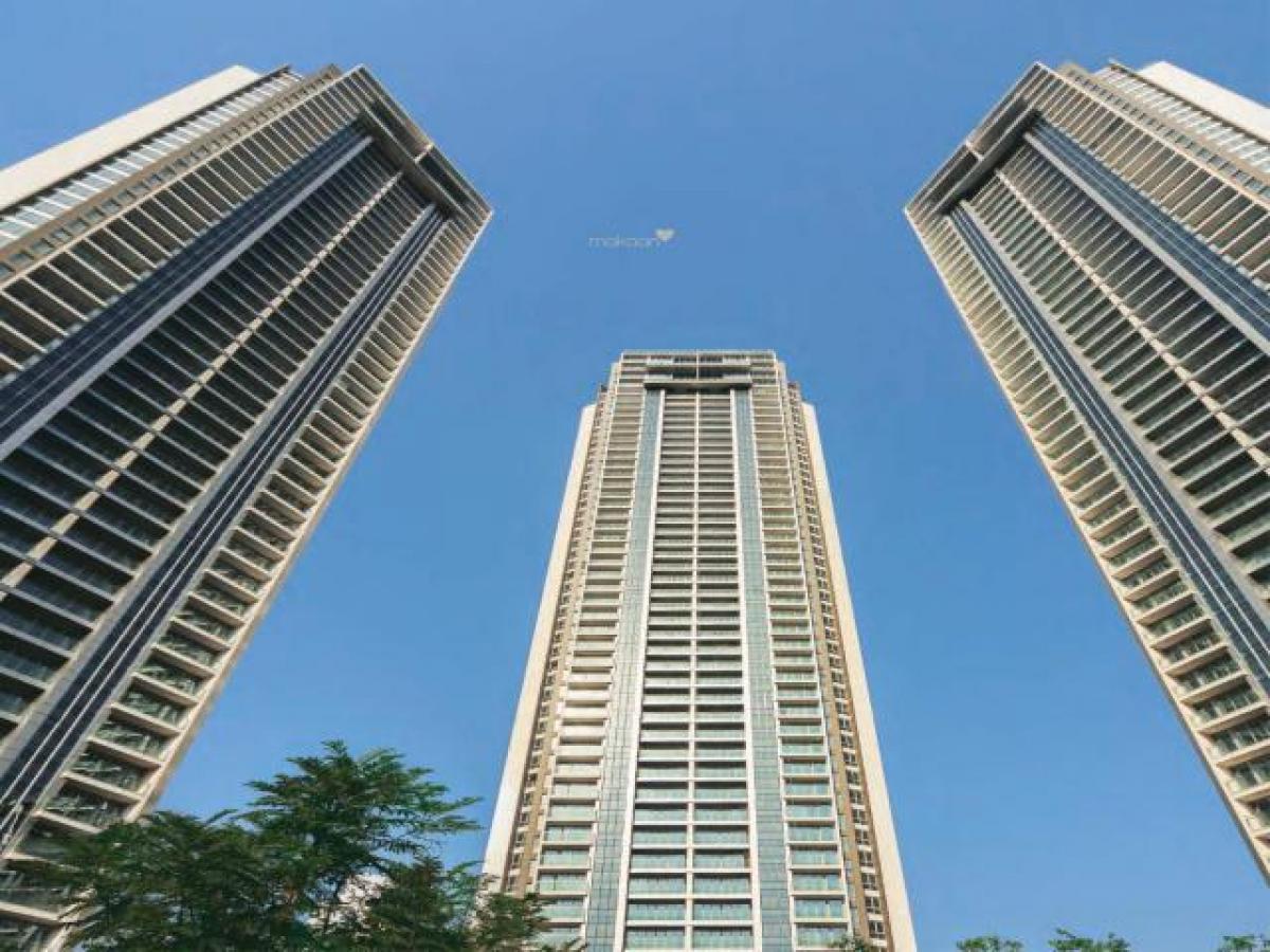 Дом с 4 спальнями в Мумбаи, Индия № 56706