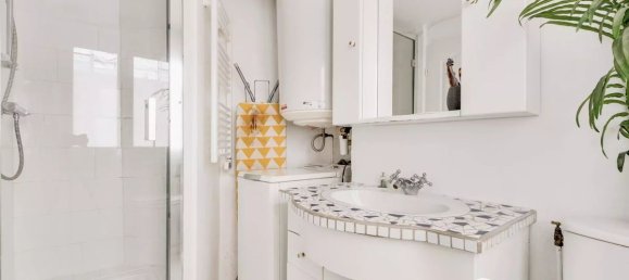 1 bedroom Apartment in Paris, France No. 151750 6