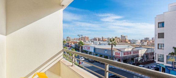 5 bedrooms Apartment in Torrevieja, Spain No. 40801 3