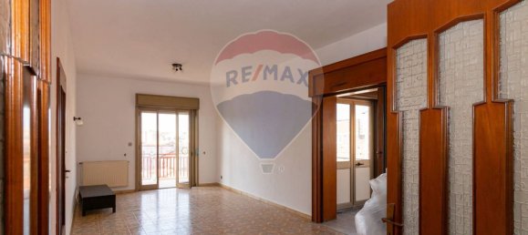 3 bedrooms Apartment in Catania, Italy No. 131026 6