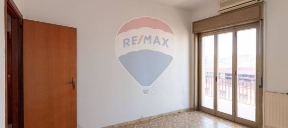 3 bedrooms Apartment in Catania, Italy No. 131026 10