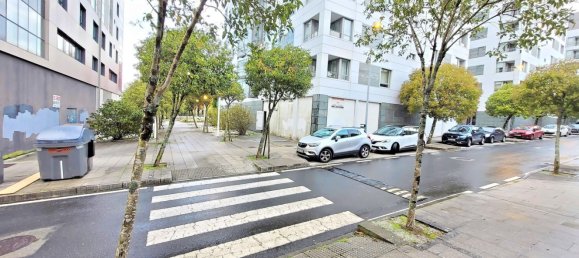 205m² Commercial property in A Coruna, Spain No. 40199 10