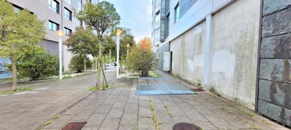 205m² Commercial property in A Coruna, Spain No. 40199 18