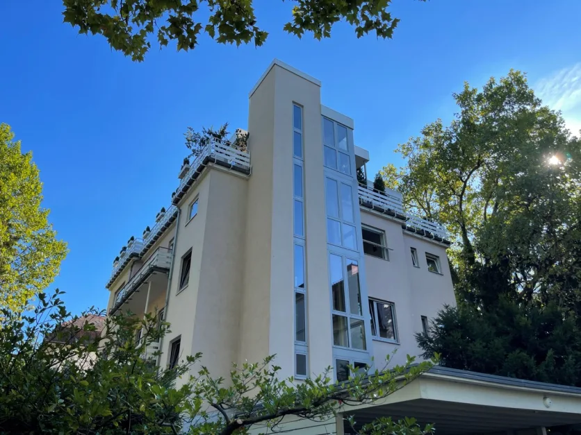 25 rooms Office in Heidelberg, Germany No. 90486