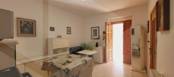 15 rooms Apartment in Vieste, Italy No. 22118 7