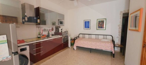 15 rooms Apartment in Vieste, Italy No. 22118 3