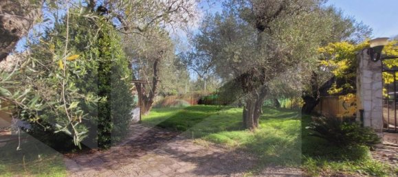 15 rooms Apartment in Vieste, Italy No. 22118 18