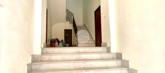 Квартира с 2 комнатами в Поццуоли, Италия № 167130 21