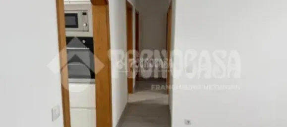 Apartamento de 3 dormitorios en Las Palmas De Gran Canaria, Spain No. 170135 3