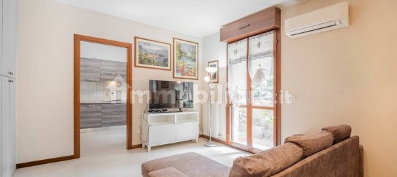 3 bedrooms Apartment in Scandiano, Italy No. 346986 2