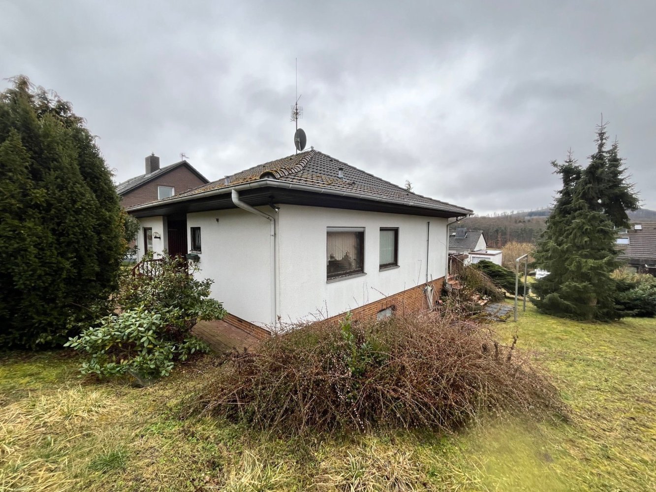 Бунгало с 7 комнатами в Кассель, Германия № 190463