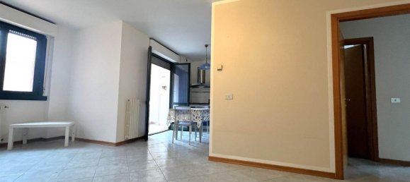 4-salle Appartement à Cecina, Italy No. 137575 6
