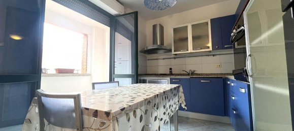 4-salle Appartement à Cecina, Italy No. 137575 2