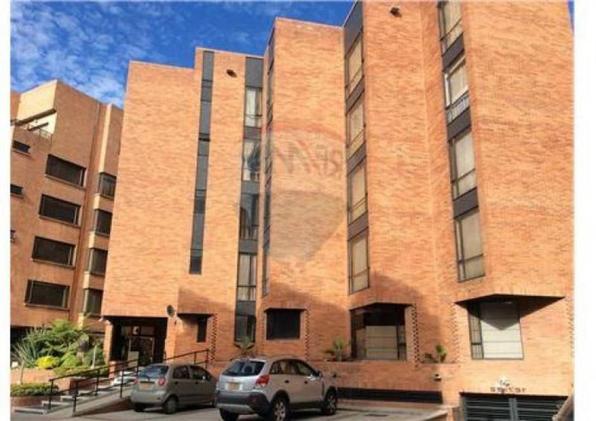 3 bedrooms House in Bogota, Colombia No. 13068