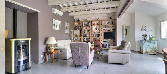 4 Schlafzimmer Villa in Uzes, France, Nr. 309085 9